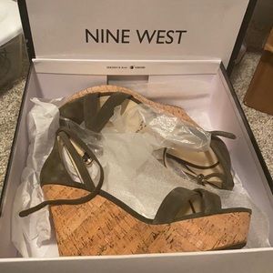 Nine West, Joker Wedges, Green, 8.5 Women’s